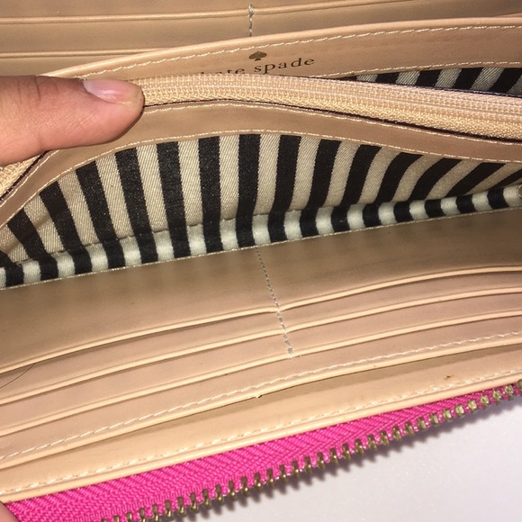 Kate Spade Wallet - Picture 6 of 8